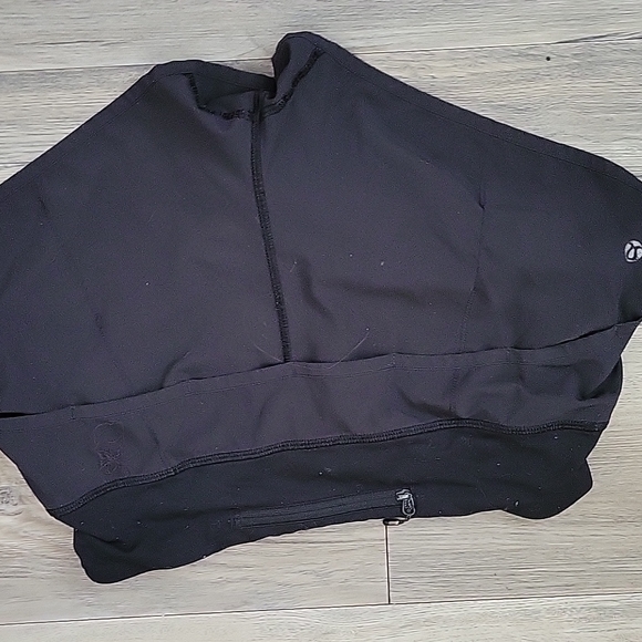 Lulu shorts - Picture 2 of 2